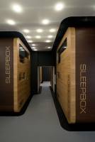 體驗膠囊旅館的樂趣，Sleepbox Pods
