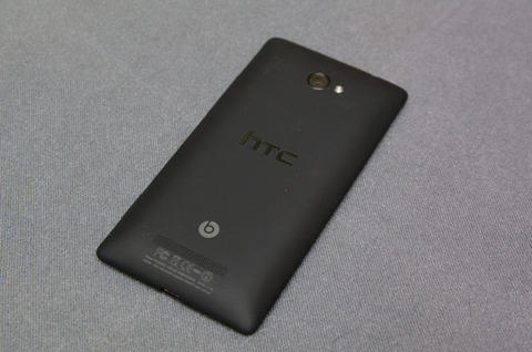 HTC WP 8 先鋒軍， Microsoft Windows Phone 8X by HTC 動手玩