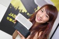 Jabra 推出標榜輕巧好攜帶的運動型行動音箱 SOLEMATE