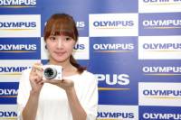 Olympus Pen 系列 E-PL5 與 E-PM2 登場，採用 E-M5 等級感光元件