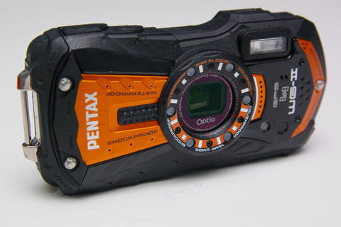 防水相機特別企劃：金剛不壞！ Pentax WG-2