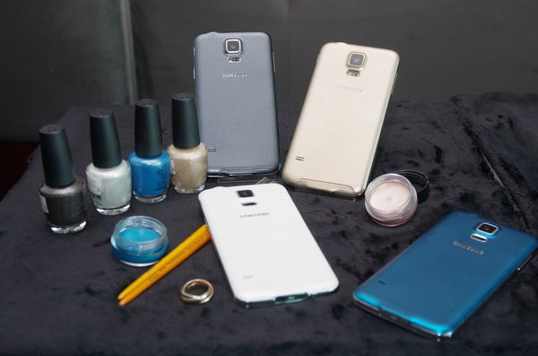 三星 Galaxy S5 藍、金與 32GB 機種提前到貨，本周內可開始購得