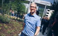 Tim Cook 突然現身 Apple 新基地: 預告「令人興奮」的新產品