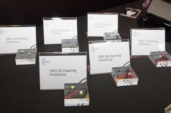 Computex 2014 ：來自英國的客製耳機與醫療保健廠商 ACS ，展出基於 3D 列印的 T15 準量產耳機