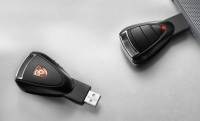 保時捷車鑰匙造型的USB隨身碟……會很酷嗎？