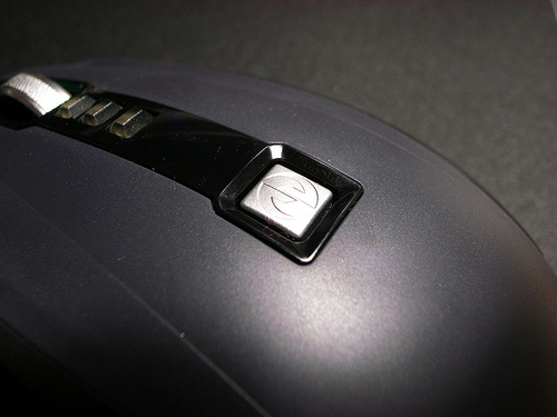 微軟SideWinder X8滑鼠