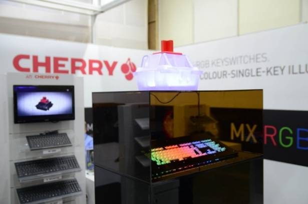 Computex 2014：Cherry 發光多色新軸體 Cherry MX RGB