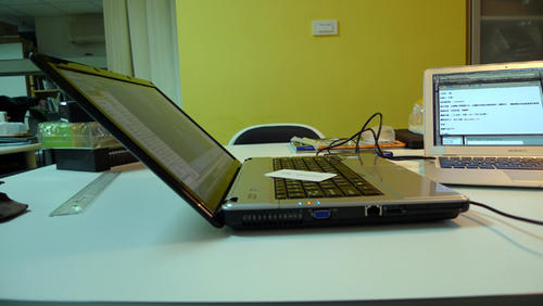 Lenovo G430 筆記型電腦動手玩
