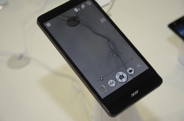 Computex 2014：Acer的手機怎麼了？鴨子划水仍有很不錯的進步，由低至高四款新機定位分明，就看市場買不買單了