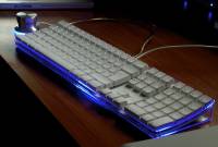 藍光鍵盤