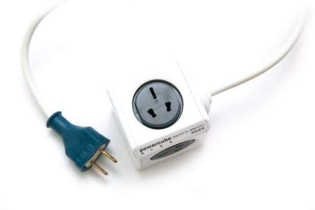 PowerCube 方塊設計延長線 / 充電器 （與台灣用修改法）
