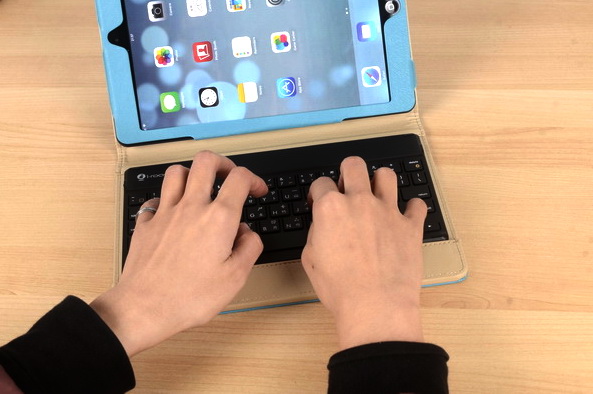 i-rocks iPad Air專用藍牙鍵盤皮套動手試玩
