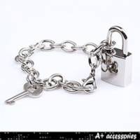 A+ accessories 愛你鎖屬-西德純鋼造型手鍊 銀白色