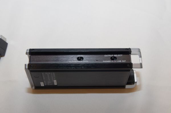 延續 Sony 風格之聲，支援 DSD 檔案的 Sony PHA-2 隨身 DAC 耳擴一體機將於一月在台開賣