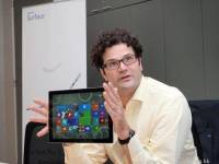 MacBook 是 Surface Pro 3 最大對手！專訪微軟 Surface 掌舵人 Bria