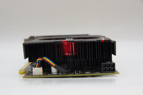 適合空間有限機箱的主流級顯卡， AMD R7-260X 動手玩