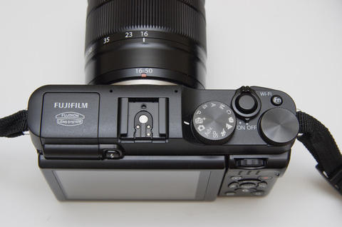 X 接環朝向大眾化的第一步， Fujifilm X-M1 動手玩