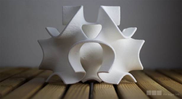 3D糖花印表機：未來婚禮蛋糕師傅必備的藝術創作夥伴！