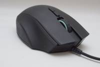 延續經典設計的新進化， Razer Naga 2014 動手玩