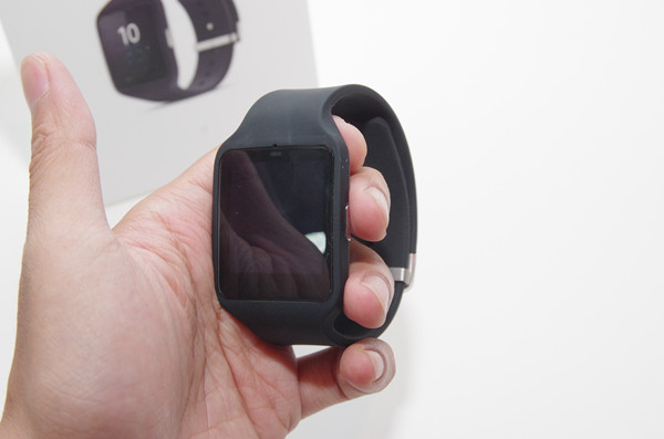 IFA 2014 ： Sony 發表首款 Android Wear SmartWatch 3 以及可通話腕帶 SmartBand Talk