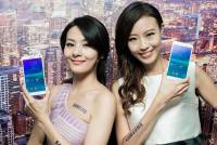 別說什麼 iPhone 6 Plus 了，你聽過自拍神器「三星 Note 4」嗎？Samsung Galaxy Note 4 實機動手玩！