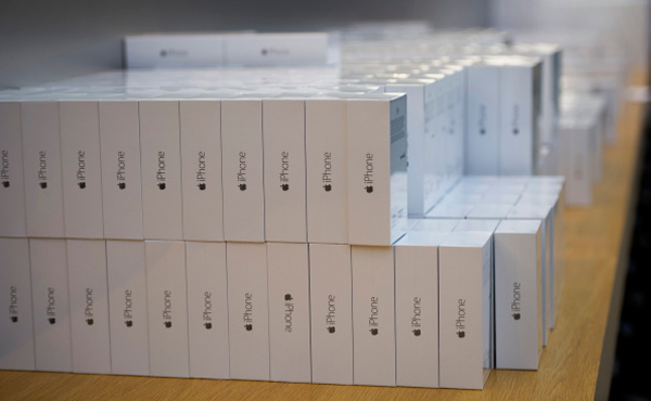 iPhone 6 / 6 Plus 大陸 6 小時狂訂 200 萬台, 大部分是同一個型號