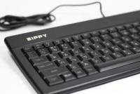 動手玩：ZIPPY BL743 適合家中長輩老人使用的大字注音發光鍵盤