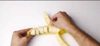運用化骨綿針暗器，切香蕉不用剝皮