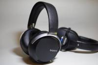 感受宛若喇叭般的空氣感， Sony MDR-Z7 高階鑑賞耳機動手玩