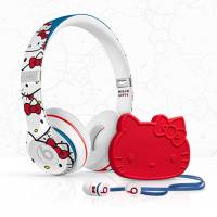 可愛甜美與潮流嘻哈的混搭， Hello Kitty 聯名款 Beats 耳機 Solo 2 urbe