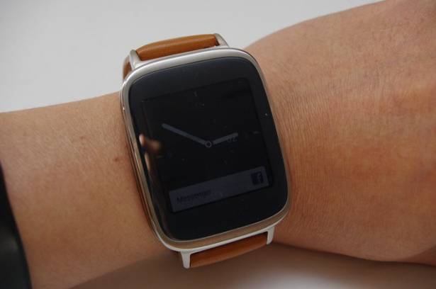 質感不俗的 Android Wear 智慧錶，華碩 ZenWatch 動手玩