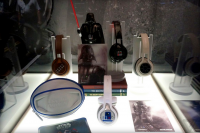 CES 2015：I'm your headphones！星際大戰聯名耳機