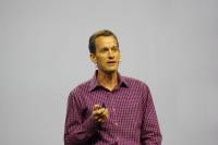 GTC 2015 ： Google 資深科學家暨工程師 Jeff Dean 用深入淺出的方式介紹深度