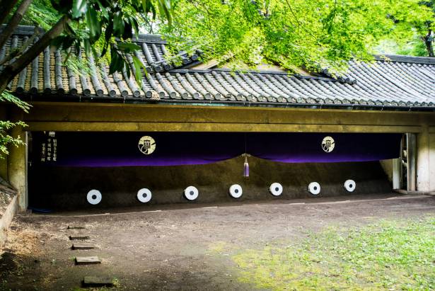 [面白日本] 東大五月祭特輯：弓道部「鳴弦之儀」-- 日本人傳承文化的方式就是不斷重做！