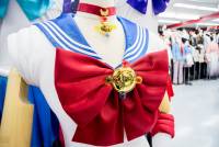 [面白日本] 日本玩 Cosplay 超容易！兩手空空進店面，出來就是「美少女戰士」啦～