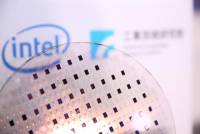 Intel 宣布與美光共推 3D Xpoint 技術，號稱打造出具既有 NAND 千倍速度 千倍耐用的非揮發性記憶體