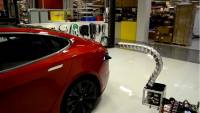 汽車界的史塔克工業 Tesla 又出招了，這次是全自動連接的電動車充電器