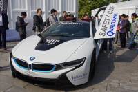 搭載新一代 Halo 無線充電技術的 Formula E 大會指定 Safety Car BMW i8 動眼看