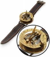 最潮也是最復古看時間的方式……日晷手錶