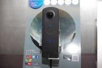 終於改用較大感光元件， 富堃宣布 Ricoh Theta S 將在台推出