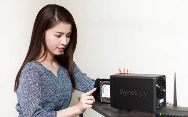 【癮柯柯】Synology DS716+ 全新上市！內建 4K 高畫質即時轉檔，讓你手機電影輕鬆播～