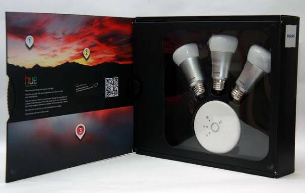 Philips hue 連網智慧LED燈泡 姿意操控環境氛圍 在家也能放煙火