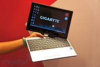 Gigabyte P35 遊戲筆電及 U21 商務筆電動手玩（影片）