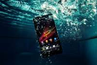 防水能力再提昇，可換電池的 Sony Xperia ZR 第二季內推出