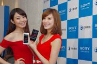 講求 5 吋最佳握感與同級最佳相機的 Sony Xperia ZL Xperia L 在台上市