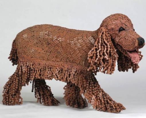 廢棄金屬大改造-充滿自由靈魂的鏈條狗狗雕塑