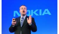 Nokia CEO 顯覇氣！節目採訪中扔 iPhone 落地